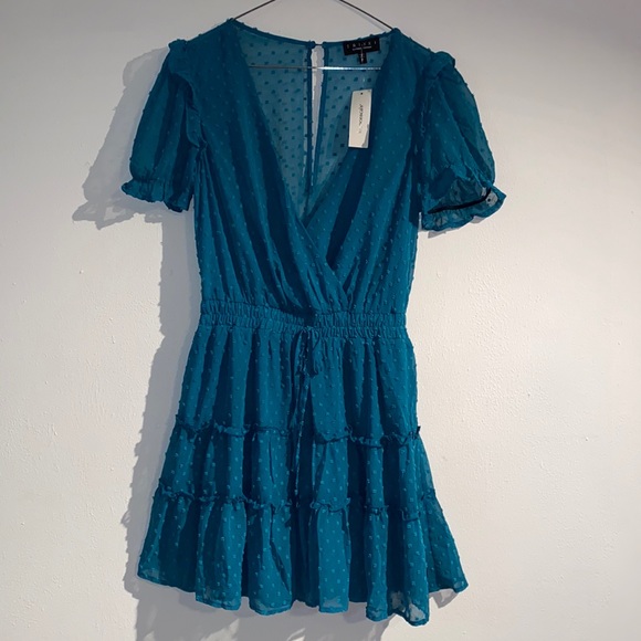Trixxi Dresses & Skirts - NWT Trixxi Boho Teal Wrap Mini Dress